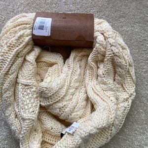 Snood infinity scarf cream Irish